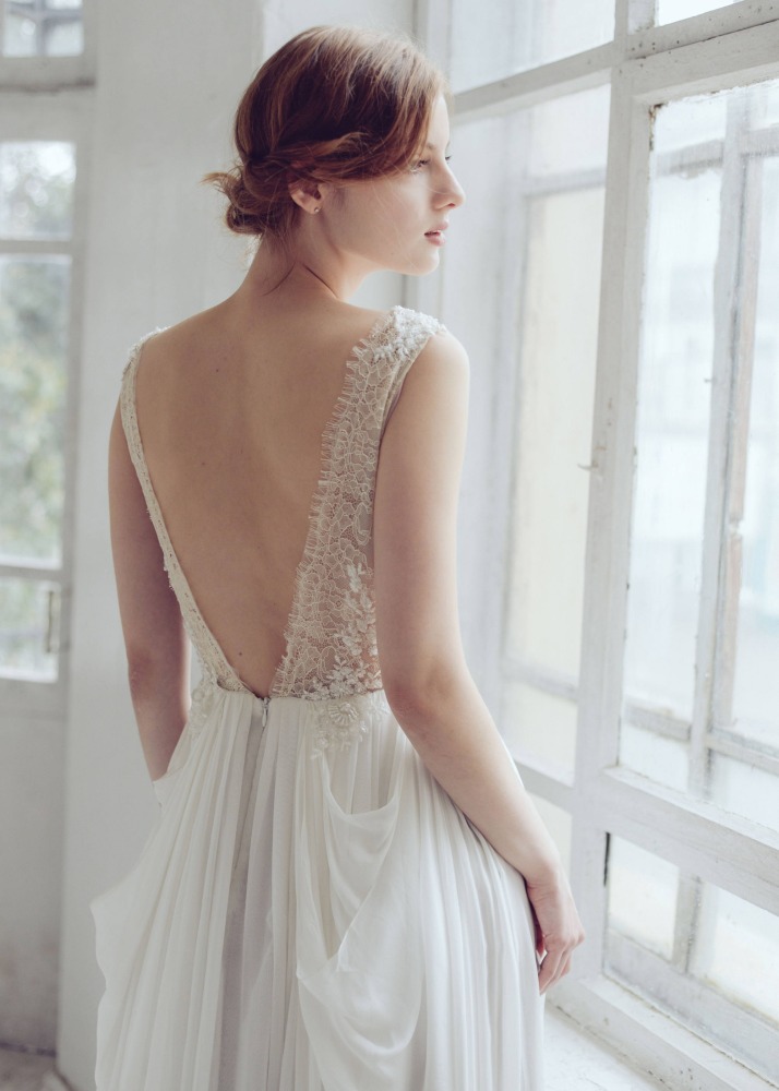 Ivory Lace Vback Sexy Bridal Gown Wedding Dress