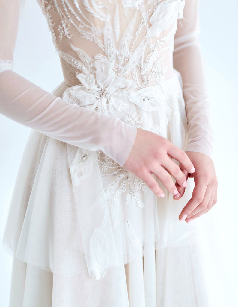 Ivory Lace Vback Sexy Bridal Gown Wedding Dress