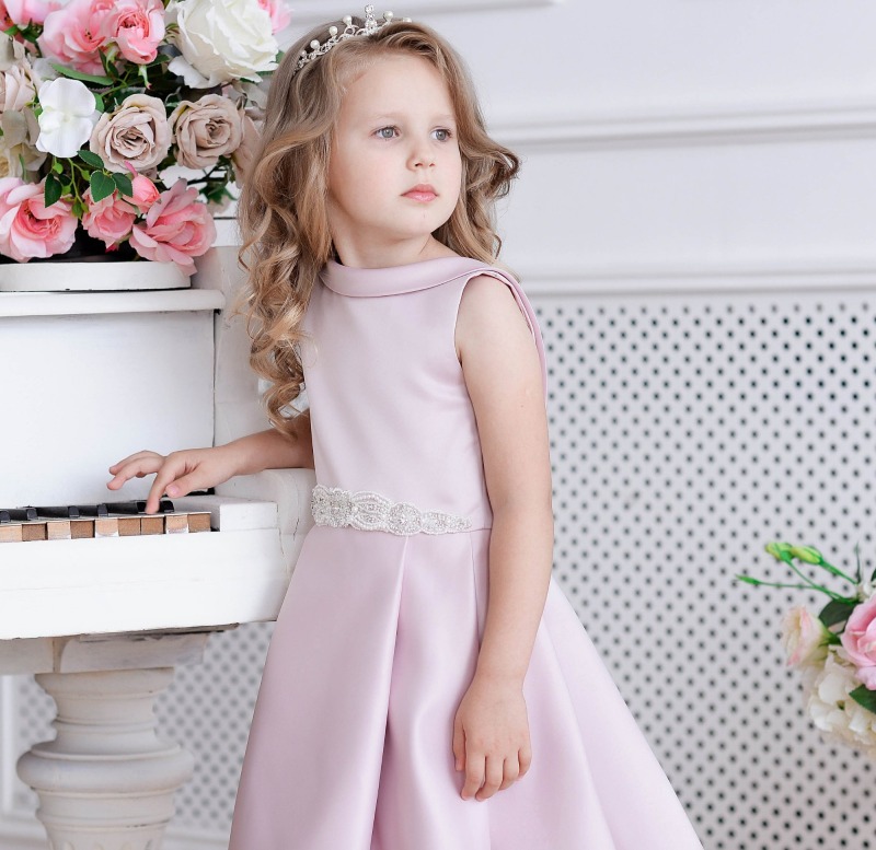 Light Purple Satin Beaded Belt Knee Length Flower Girl Dress Party Dress Pageant Dress