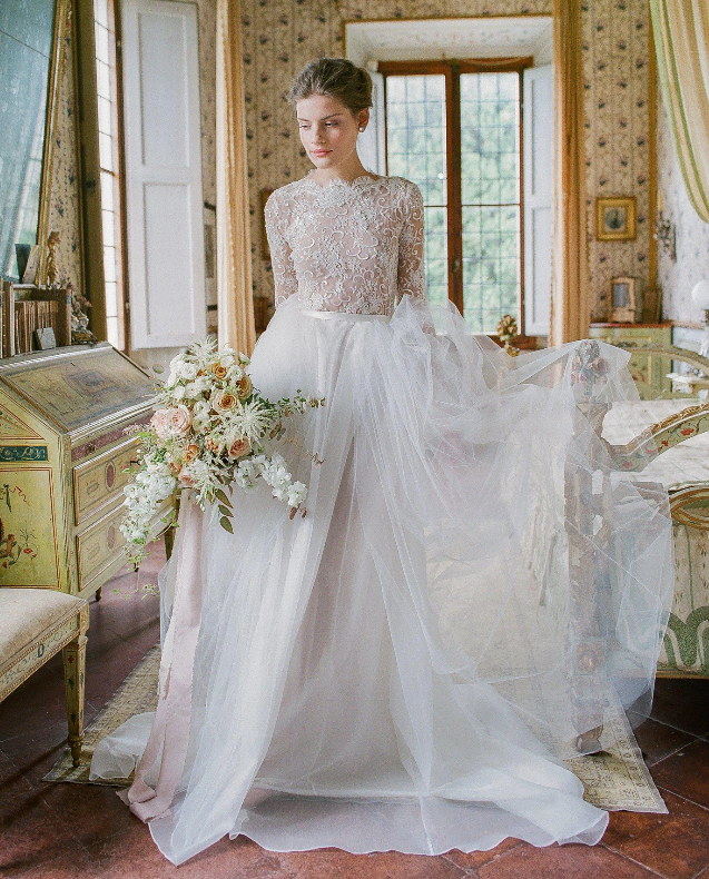 Ivory Lace Tulle Bridal Gown Wedding Dress