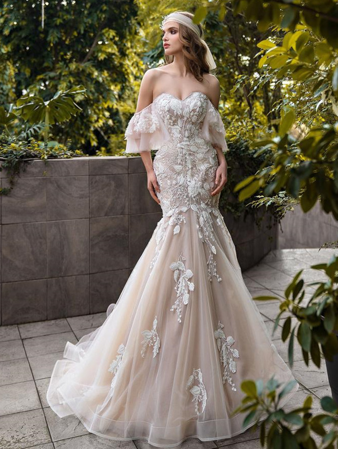 Mermaid Lace Bridal Gown Lace Up Cathedral Wedding Dress