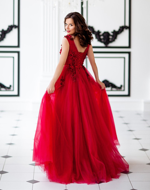 Red Lace Tulle Bridal Gown Wedding Dress