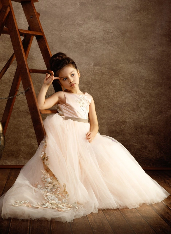 Light Champagne Tulle Fuffle Long Train Girls Pageant Dress