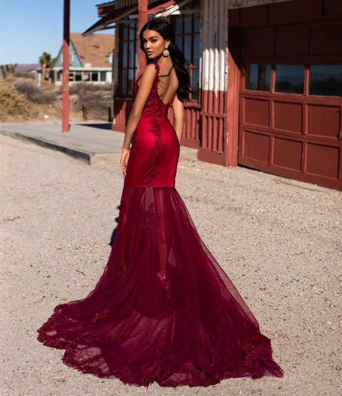 Red Lace Tulle Mermaid Short Train  Prom Dress