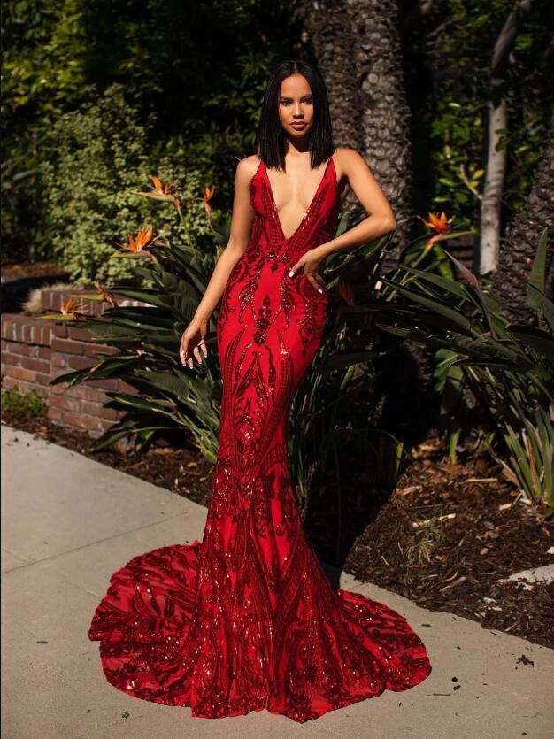 Beaded Lace Short Train Mermaid Prom Dress