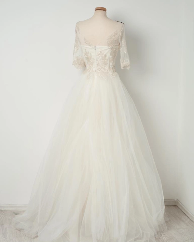 Ivory Lace Tulle Wedding Dress Bridal Gown