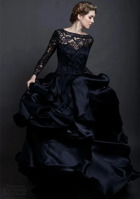 Black Lace Organza Long Train Wedding Dress