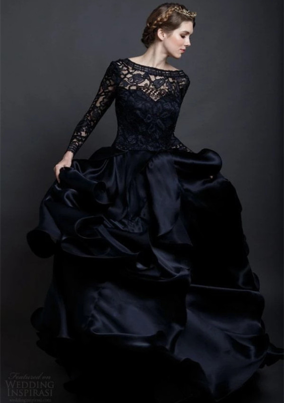 Black Lace Organza Long Train Wedding Dress