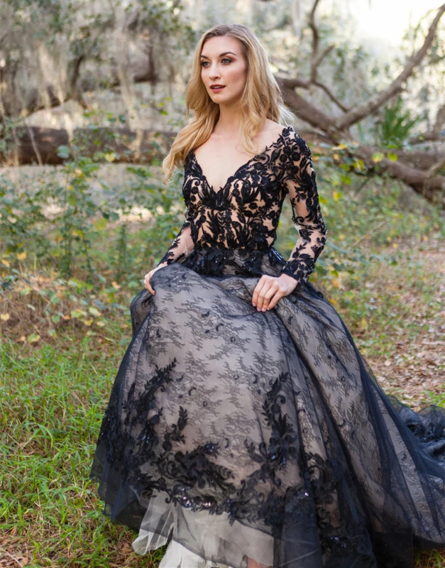 Black Lace Tulle Long Train Wedding Dress