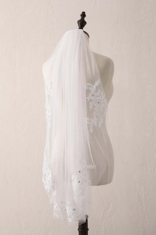 Lace Wedding Veil Short Pearl and Sequin Lace Wedding Veil