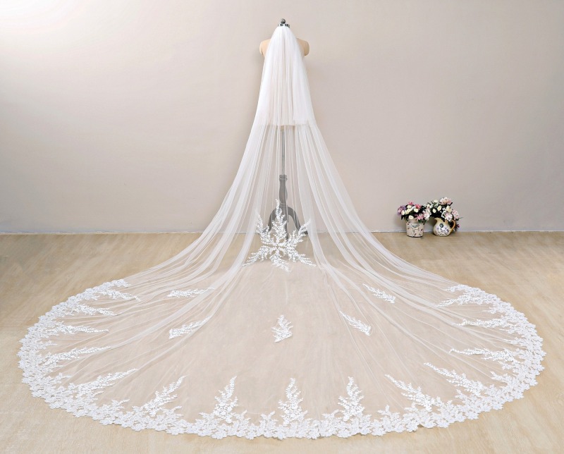 Ivory Floral Bridal Veil Long Lace Wedding Veil