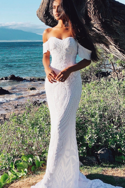 White Lace Tulle Mermaid Short Train  Prom Dress