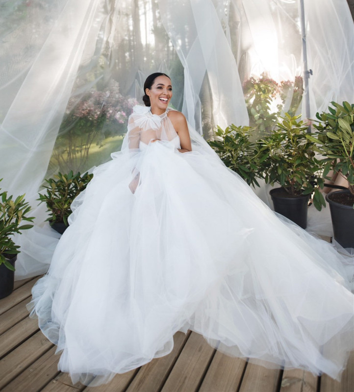 Ivory Tulle Long Train Wedding Dress Bridal Gown