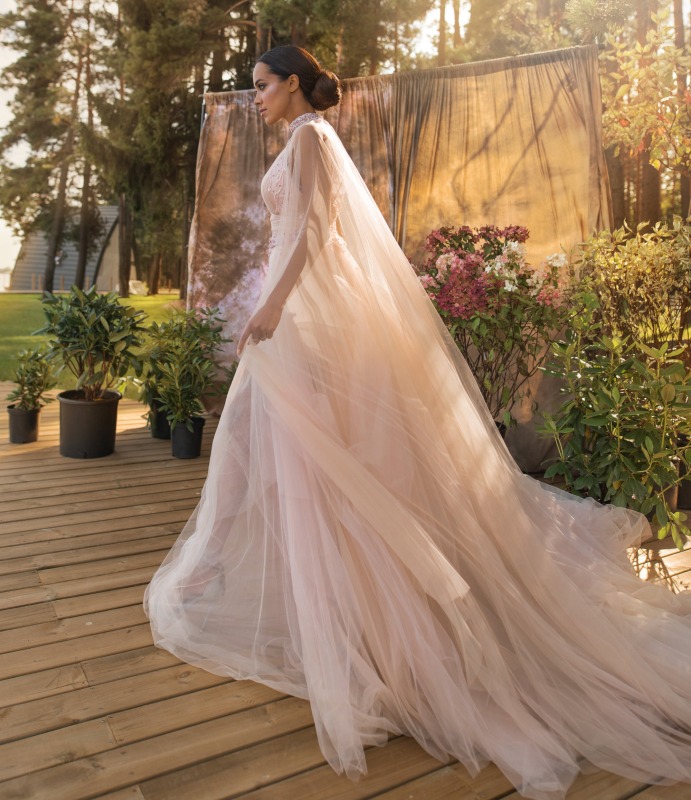 Lace Tulle Long Train Wedding Dress Bridal Gown