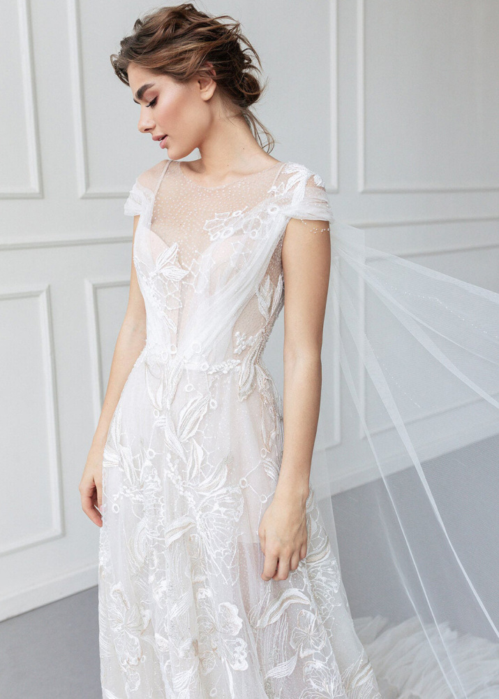 Ivory Polka Dots Bridal Gown