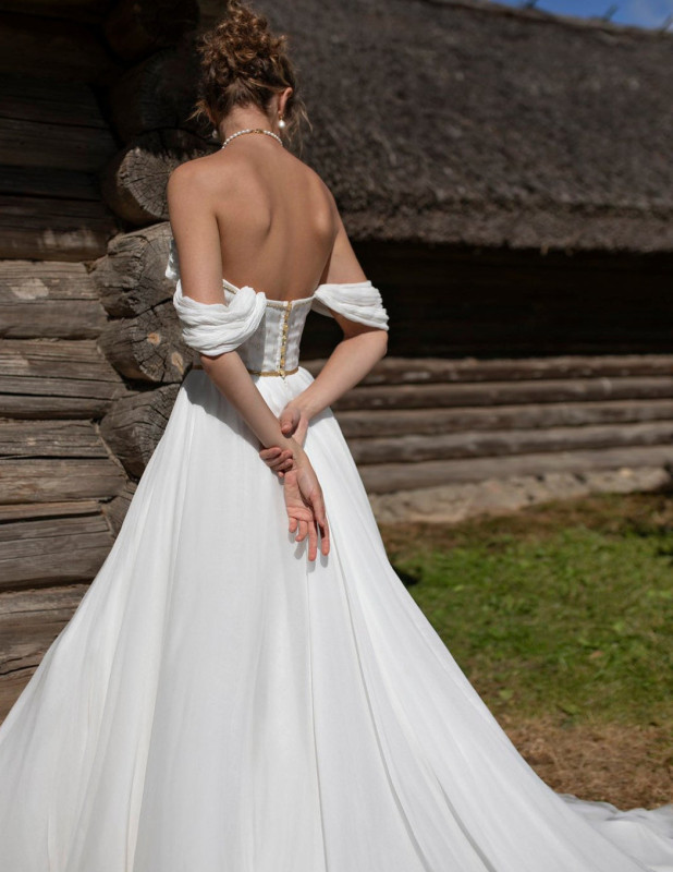 Vintage Ivory chiffon Long Train Wedding Dress