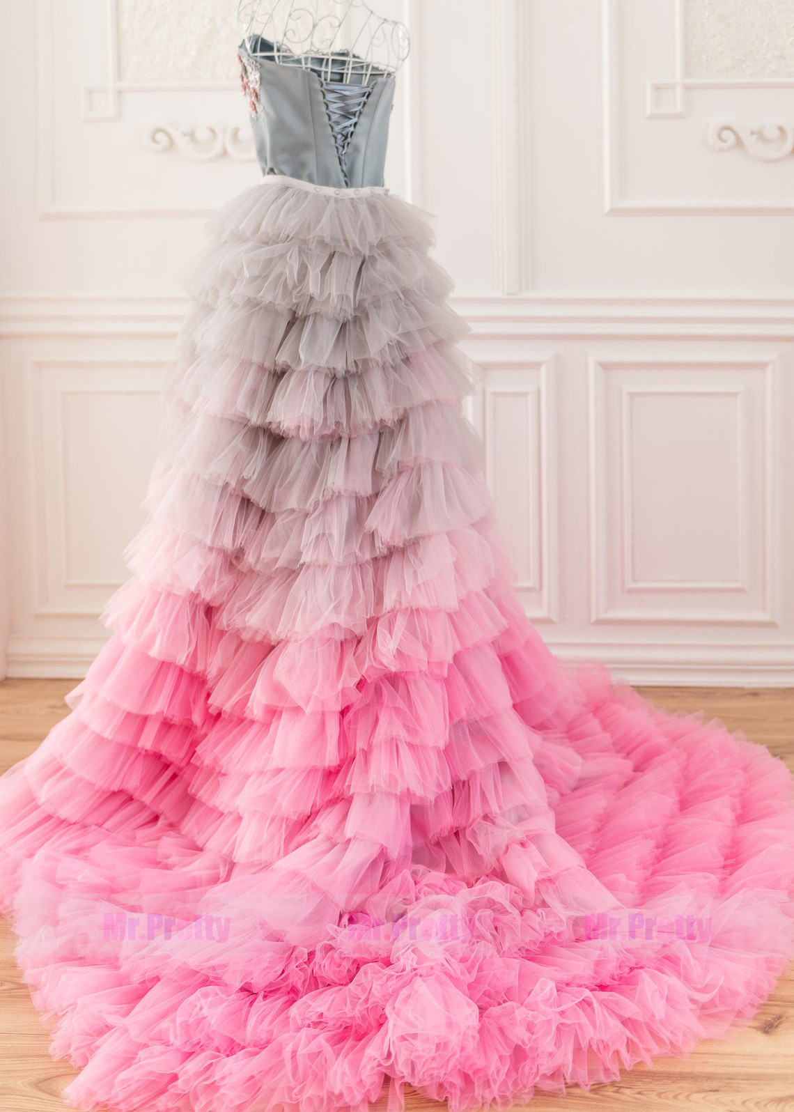 Colorful Short Train Wedding Skirt