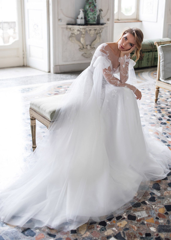 Ivory/White Lace Tulle Wedding Dress