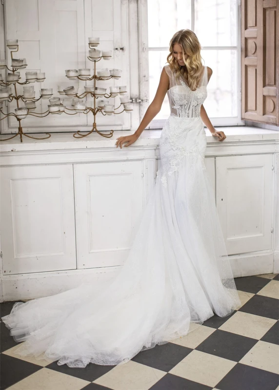 Sexy  Lace Sparkle Tulle Long Train Wedding Dress