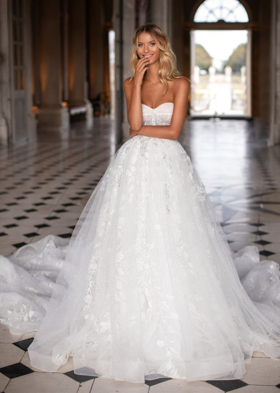 Ivory Lace Tulle  Sexy Wedding Dress