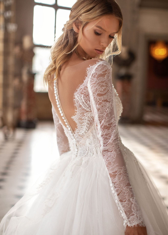 Ivory Lace Tulle Sexy Wedding Gown