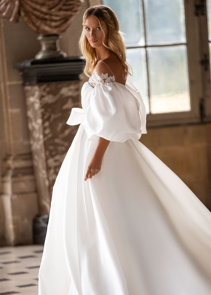 Ivory Silk Satin Luxury Wedding Dress