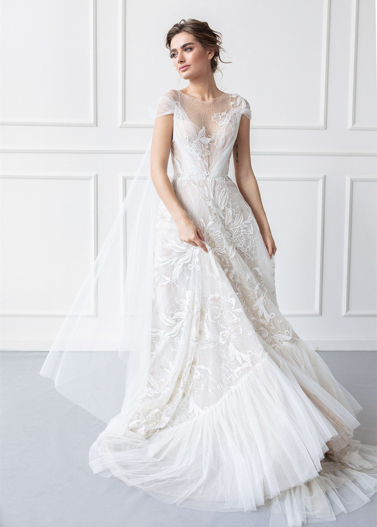 Ivory Lace Tulle Sexy Wedding  Dress