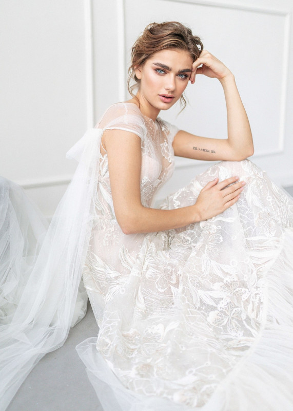 Ivory Lace Tulle Sexy Wedding  Dress