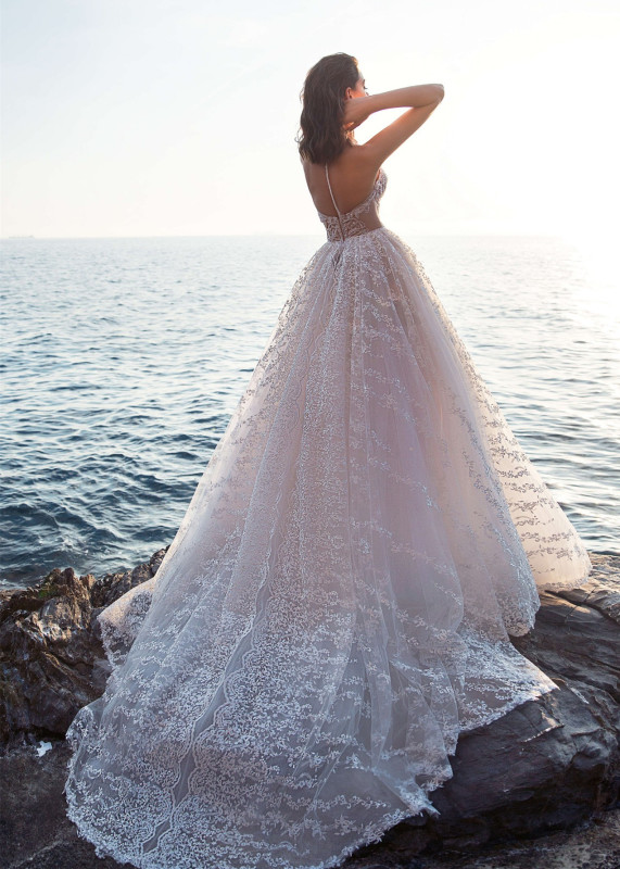 Ivory Lace Tulle Wedding Dress