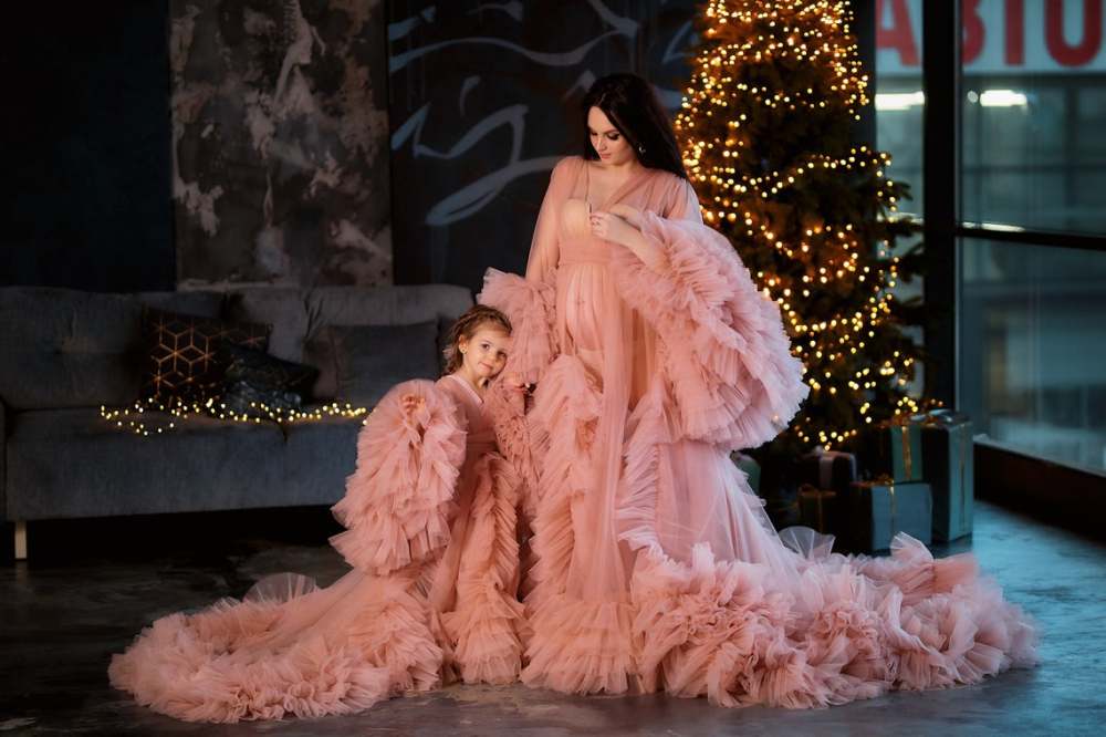 Mother And Kids Photo Shot Dress