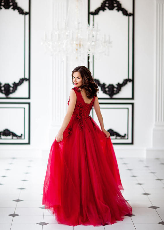 Red Beaded Lace Tulle Prom Dress