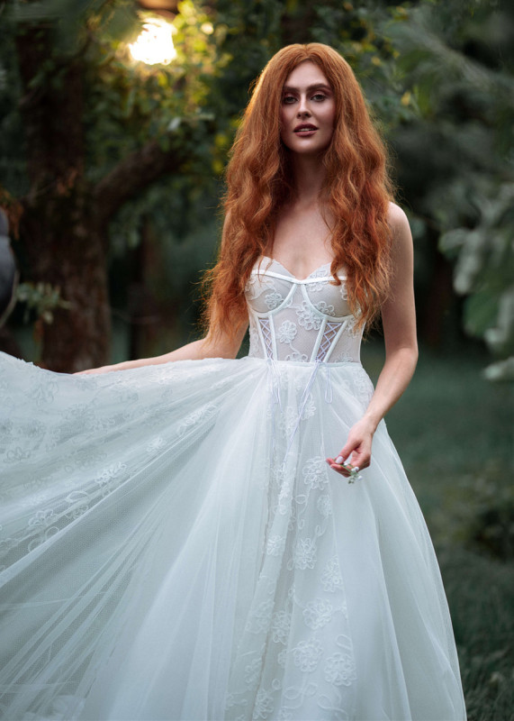 Strapless Lace Tulle Corset Wedding Dress