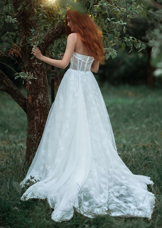 Strapless Lace Tulle Corset Wedding Dress
