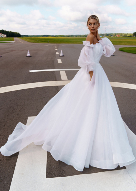 White Organza Pleated Stunning Wedding Dress