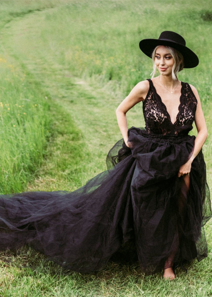 Black Lace Tulle Keyhole Back Maternity Dress