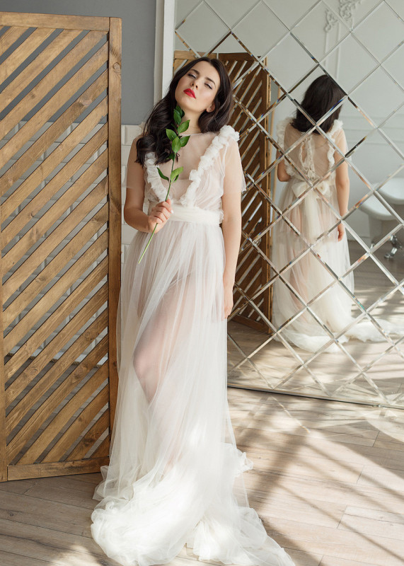 Ivory Tulle Lace Up Maternity Dress