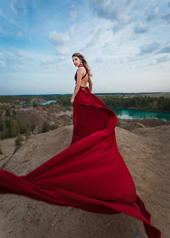 Burgundy Jersey Open Back Photoshot Dress