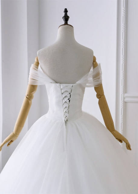 Feather Tulle Wedding Dress Vintage Bridal Gowns