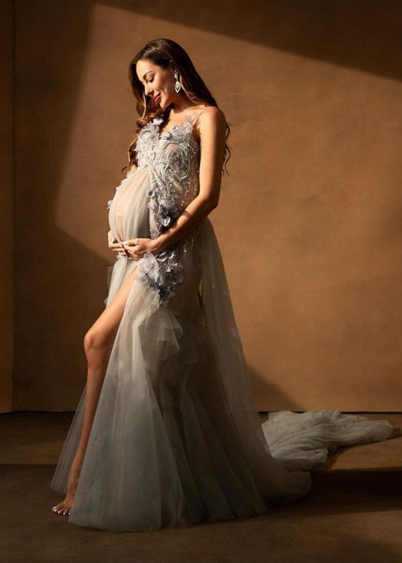 Grey Beaded Lace Maternity Dress With Detachable Train