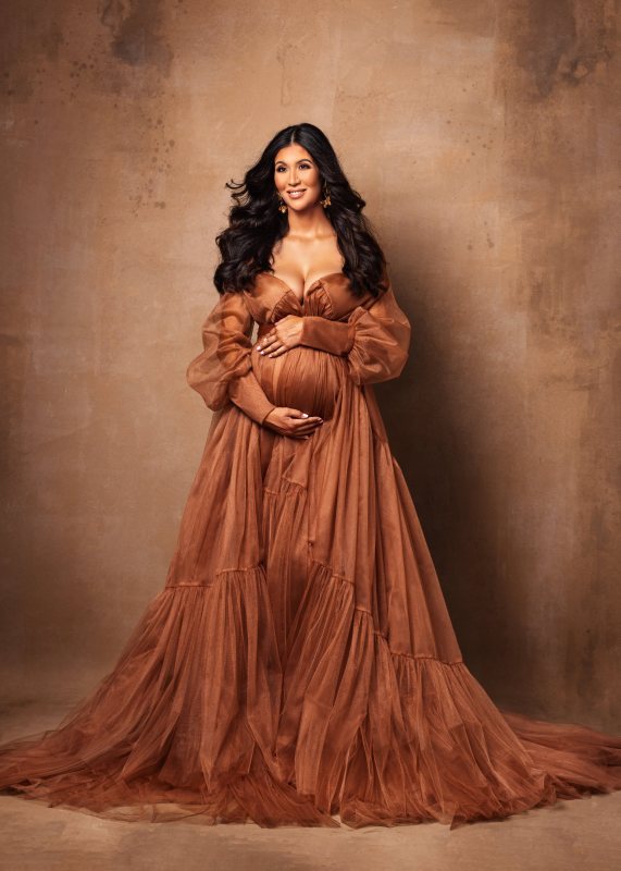 Long Sleeves Chocolate Organza Maternity Dress