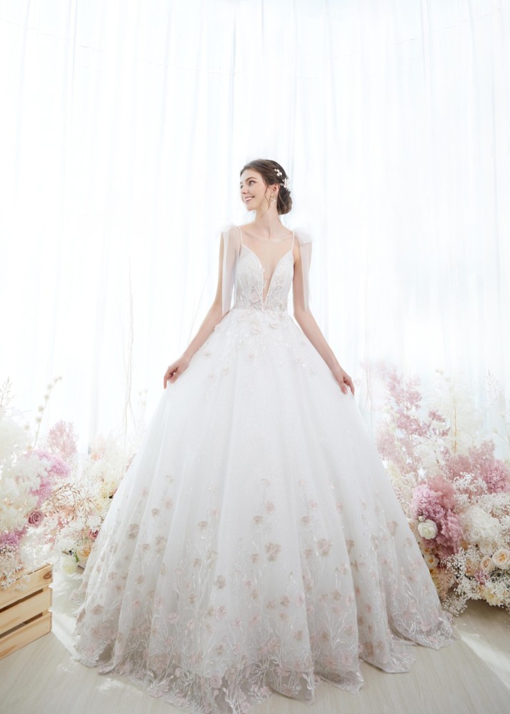 Light Pink Lace Tulle Floral Wedding Dress