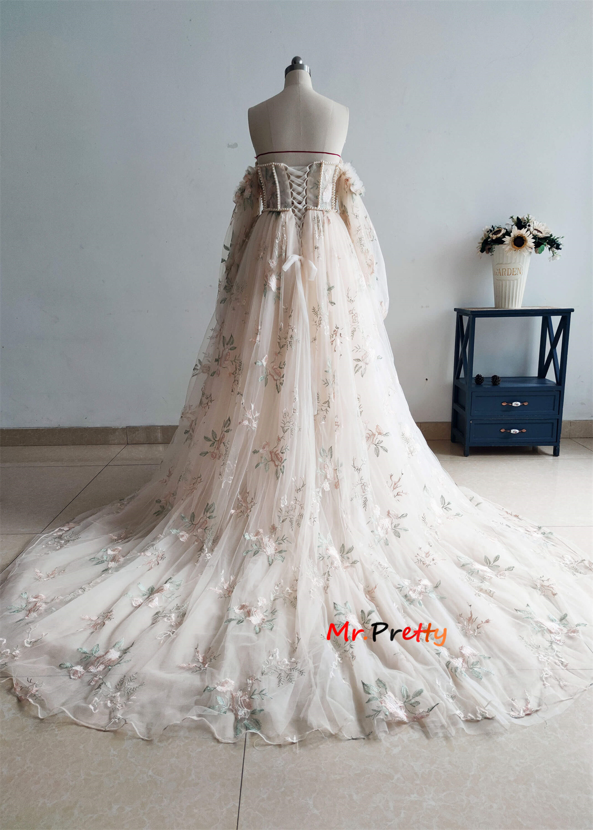 Light Champagne Floral Lace Prom Dress/Photoshoot Dress/Babyshower Dress
