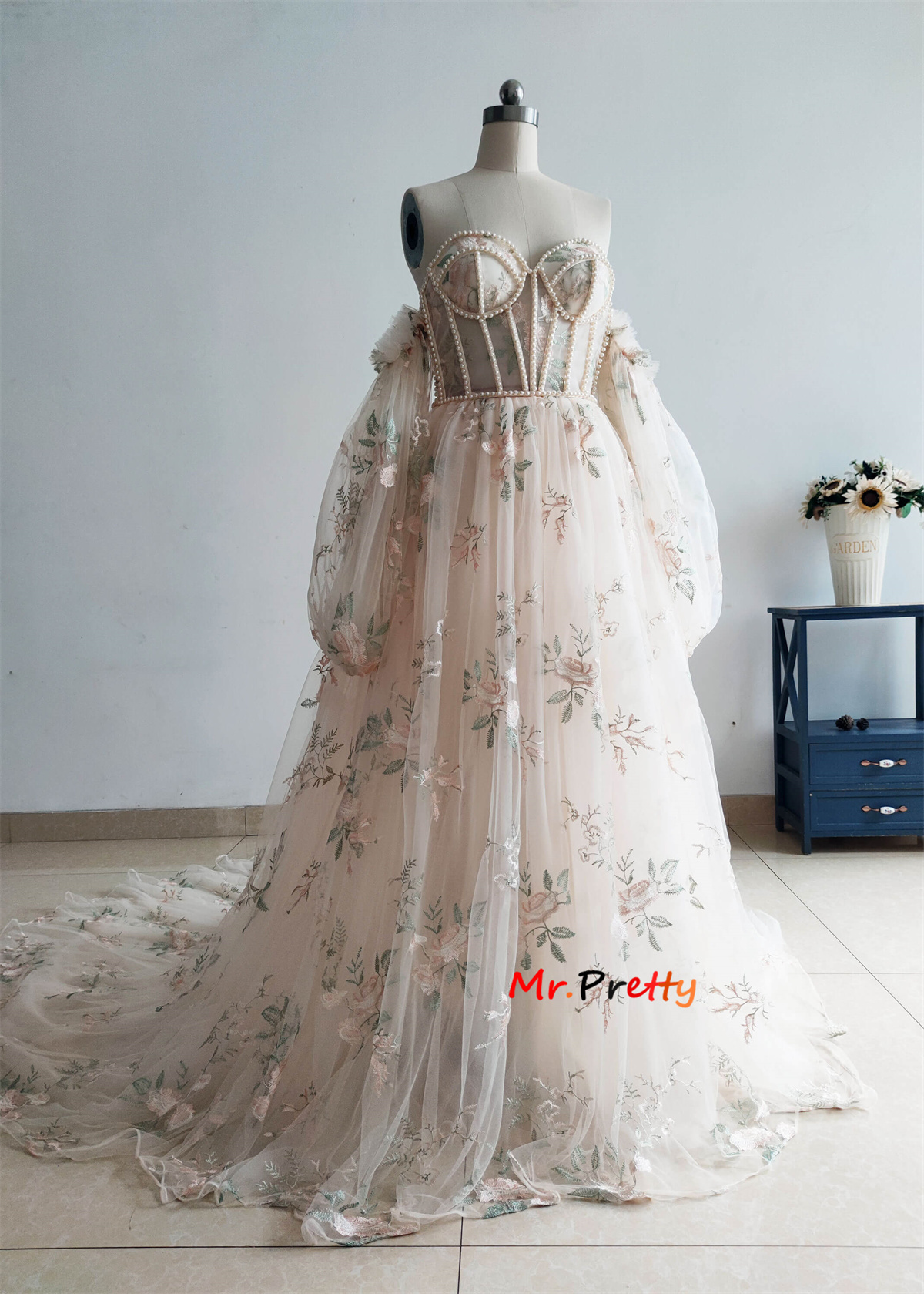 Light Champagne Floral Lace Prom Dress/Photoshoot Dress/Babyshower Dress