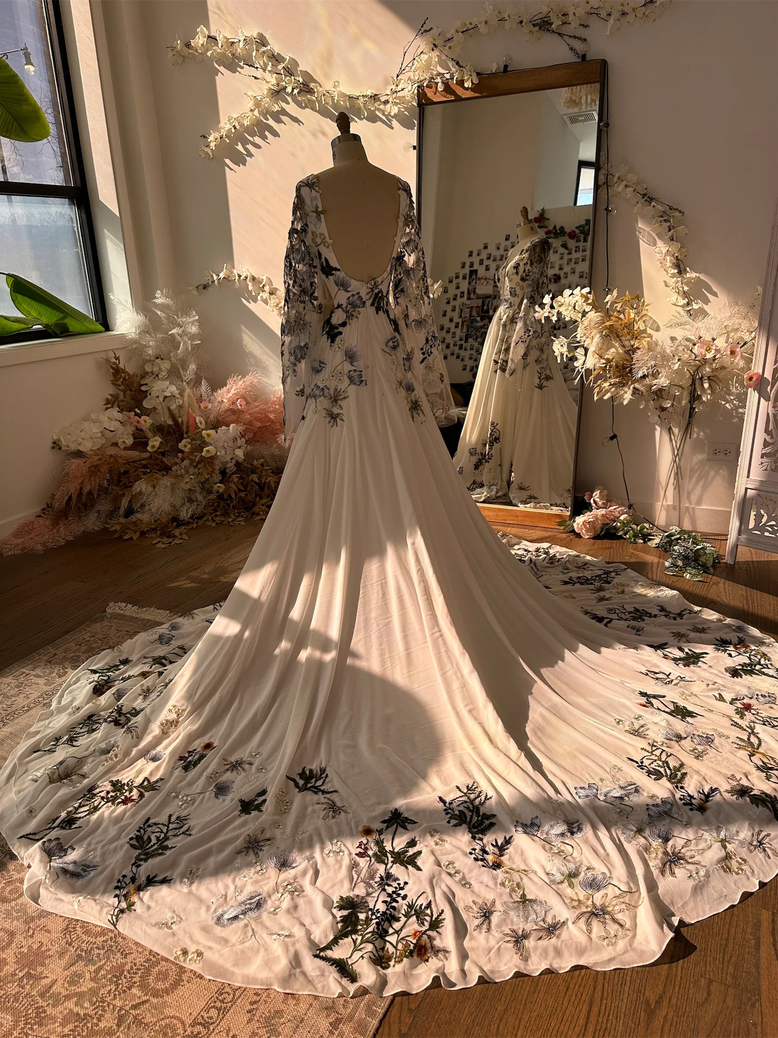 Floral White Wedding Party Dress/Photoshoot Dress