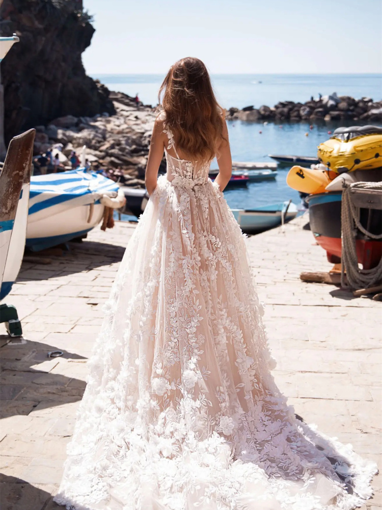 Light Champagne Flower  Lace Tulle Sexy Wedding Dress
