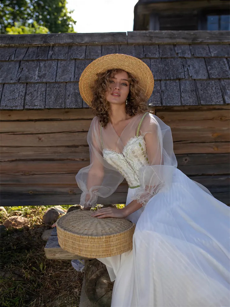 Sexy Garden Wedding Dress Bridal Gown