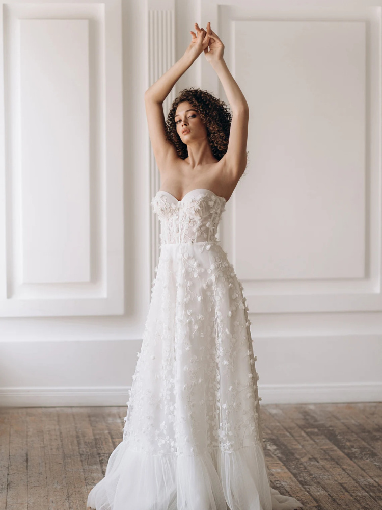 White leaves Lace Bridal Dress