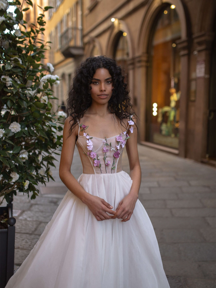 Luxury Floral Lace Wedding Dress