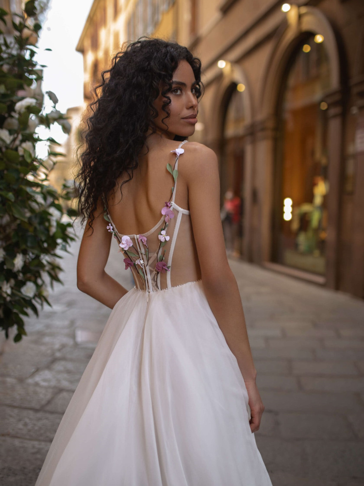 Luxury Floral Lace Wedding Dress