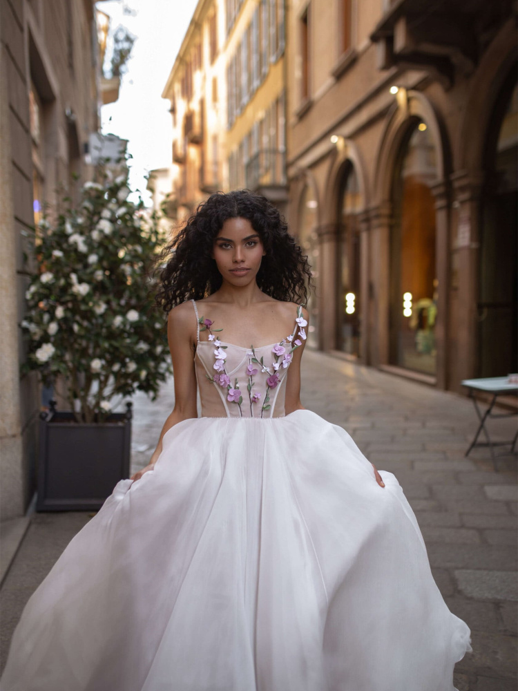 Luxury Floral Lace Wedding Dress